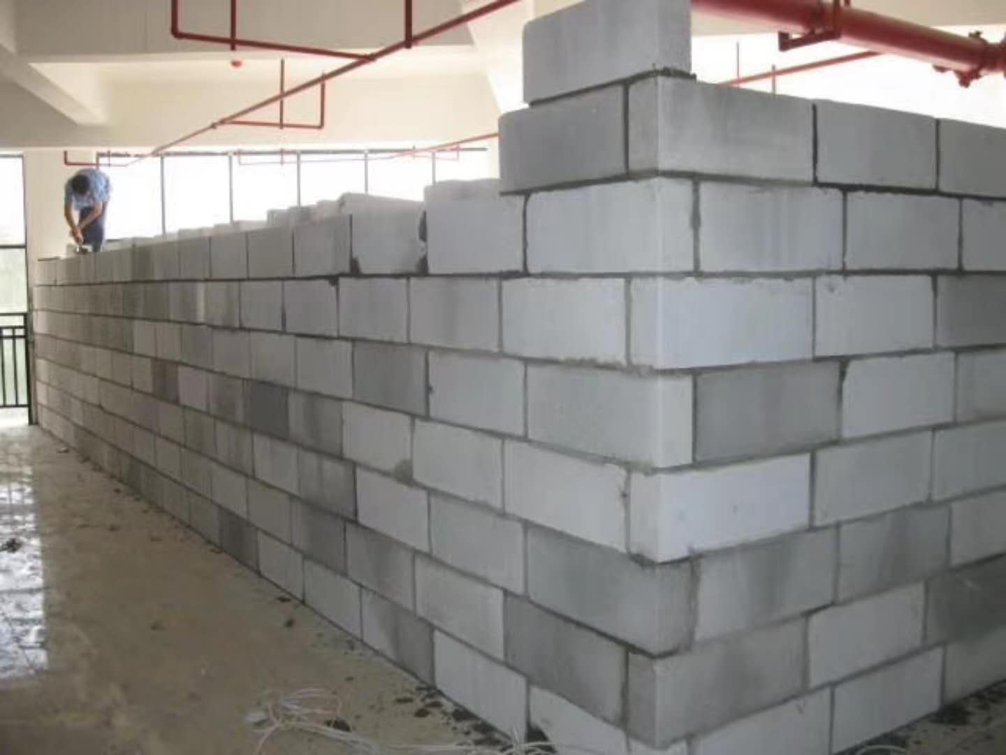 广西蒸压加气混凝土砌块承重墙静力和抗震性能的研究